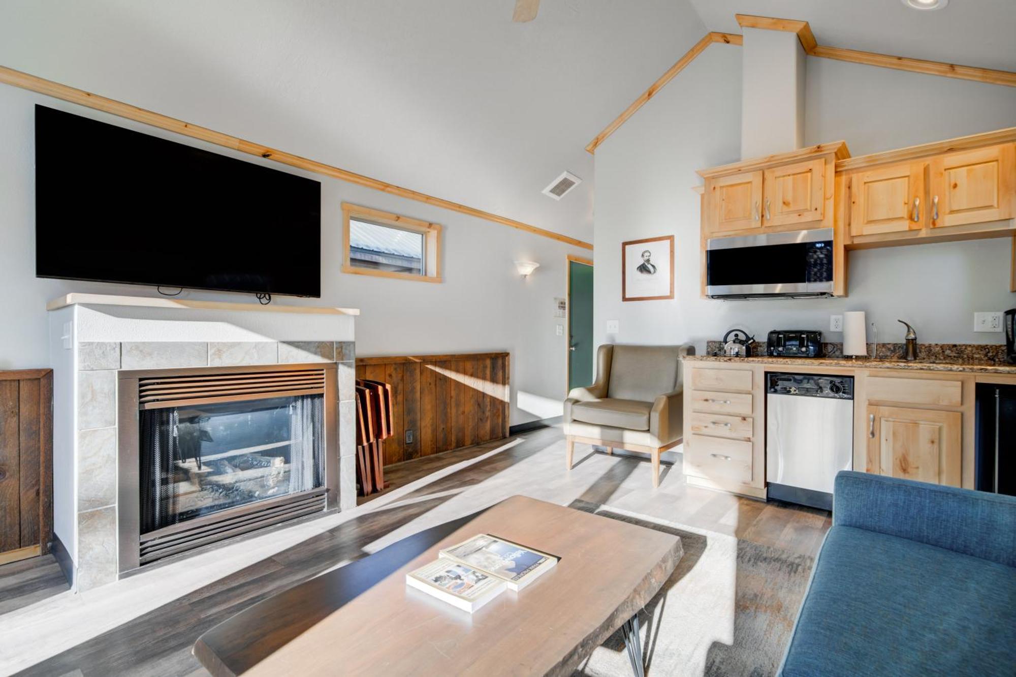 Explorer Cabins At Yellowstone West Yellowstone Esterno foto